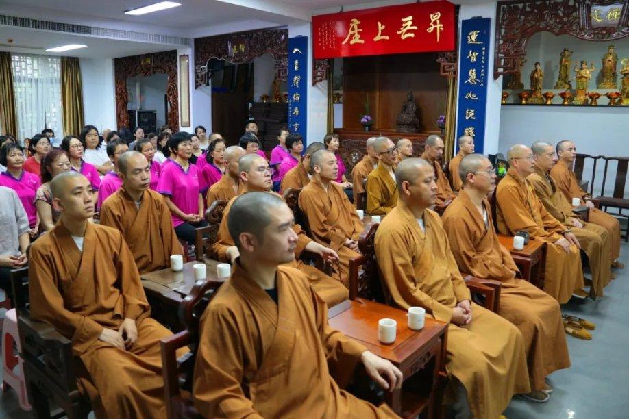 怎样教育倔强的孩子？游戏画面